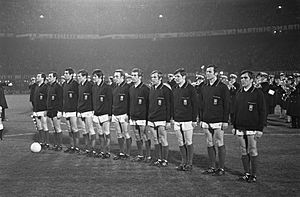Archivo:Voorronde van Wereldkampioenschap voetbal te Rotterdam, Nederland tegen Luxembur, Bestanddeelnr 922-2390