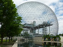 Archivo:Biosphère de Montréal en juillet 2011