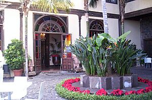Archivo:CasaLercaro