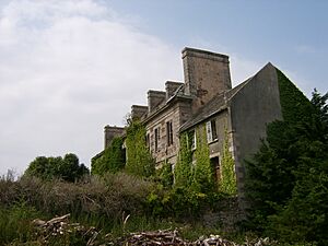 Archivo:Chateau de Kerlaudy