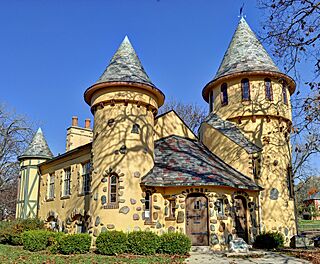 Curwood Castle.jpg