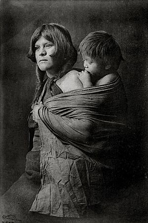 Archivo:Edward S. Curtis Collection People 001