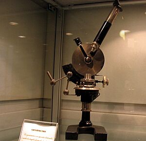 Archivo:Goniómetro museo geominero de Madrid (España)