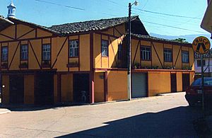Archivo:Huertas casa colonial