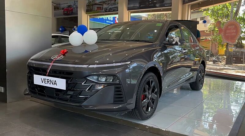 Hyundai Verna SX Turbo 03