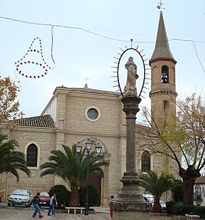Vista de la iglesia de San Juan Bautista, en Arjona