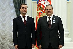 Archivo:Medvedev and Prunariu