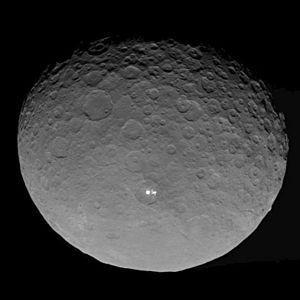 Archivo:PIA19546-Ceres-DwarfPlanet-Dawn-RC3-image12-20150504