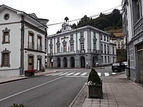 Pola de Allande, Asturias 27.jpg