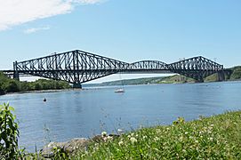 Pont de Québec, vue est