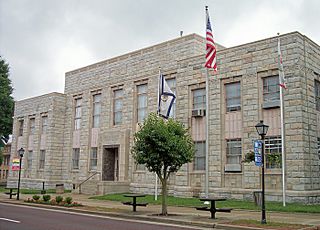 Raleigh County Courthouse Beckley.jpg