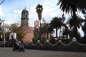 Archivo:Tláhuac-Templo de San Pedro Apóstol