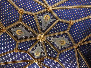 Archivo:Voltes neogòtiques de l'estança del duc, palau ducal de Gandia