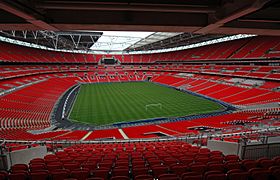 Archivo:Wembley Stadium interior