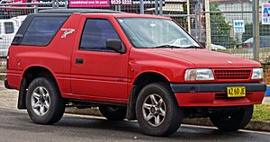 Archivo:1998 Holden Frontera (UT) Sport hardtop (2010-10-02)
