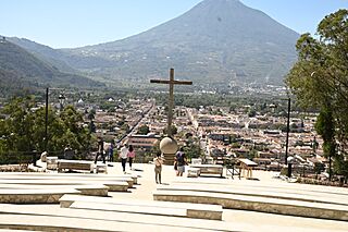 Antigua Guatemala 2023-02-24 - Cerro de la Cruz.jpg