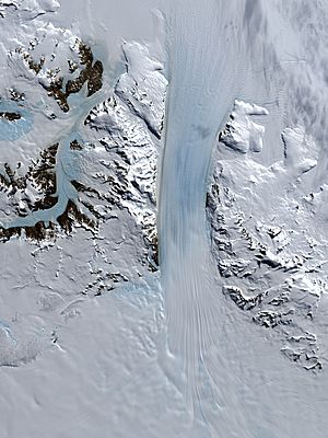 Archivo:Byrd Glacier, Antarctica (15473582067)