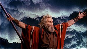 Archivo:Charlton Heston in The Ten Commandments film trailer
