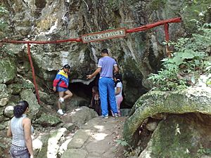 Archivo:Cueva de Peregüey, San Luis de Cariagua