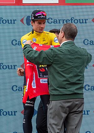 Archivo:El presidente asiste a la llegada de la 19 Etapa de la Vuelta Ciclista a España (48727826856)