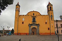 Archivo:Exconvento franciscano de Zacatlán (2008) 2