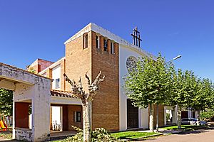 Archivo:Iglesia parroquial de Sanjuanejo