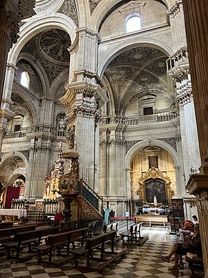 Archivo:Intérieur Église Sagrario - Grenade (ES61) - 2023-04-26 - 2