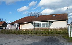 Le Titre 80-Fr--salle communale.jpg