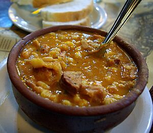 Archivo:Locro (served in Recoleta, Buenos Aires, Argentina)