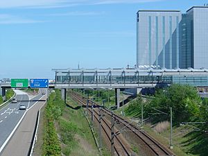Archivo:Lufthavnen Station Kastrup