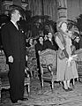 Pierre De Gaulle et la reine Juliana 1950