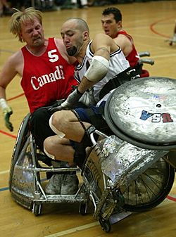 Archivo:Wheelchair rugby game 2