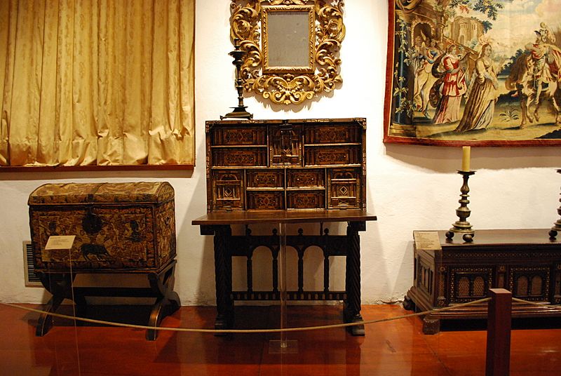 17thCenturyDeskFranzMayer