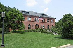 Arboretum Headquarters.JPG