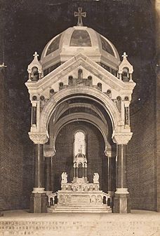 Baldaquino y Altar Mayor-Catedral de Medellin