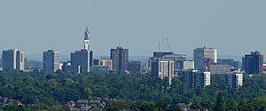 Archivo:Birmingham-Skyline-from-the-West