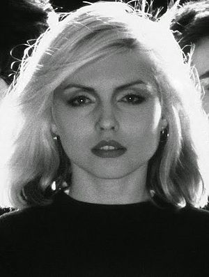 Archivo:Debbie Harry, 1977