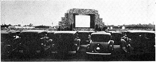 Archivo:First drive-in theater Camden NJ 1933