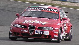 Archivo:Gianni Morbidelli 2006 Curitiba Alfa Romeo 156