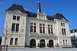Hôtel de Ville de Montluçon.jpg