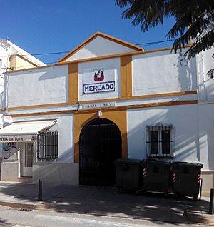 Archivo:Mercado de Abastos, Montalbán de Córdoba
