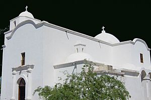 Archivo:Misión de San Diego de Pitiquito noche
