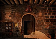 Archivo:Palacio de la Encomienda (La Fresneda-Teruel) NO HDR