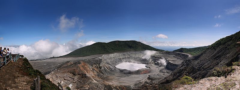Archivo:Poás Volcano Panorama