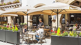 Poble Espanyol - Bars and restaurants