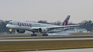 Archivo:Qatar Airways Airbus A350-941 A7-ALA (16131486129)