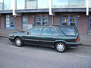 Archivo:Renault 25 Break