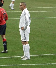 Archivo:Ronaldo em campo
