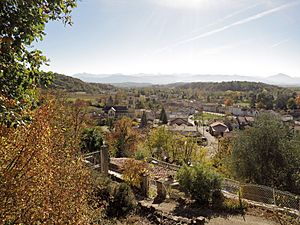 Archivo:Roquefort-sur-Garonne - 20151031 (1)
