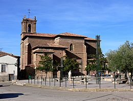 Archivo:Santa Coloma - Iglesia de la Asunción - 5700464
